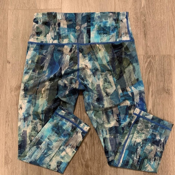 Lululemon Wunder Under High Rise Legging Sun Dazed Multi Blue Green Crops size 8 - Picture 3 of 7